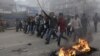 Polisi Bangladesh Bubarkan Demonstran di Dhaka