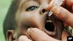Vaccination contre la polio en Afrique (AAP)