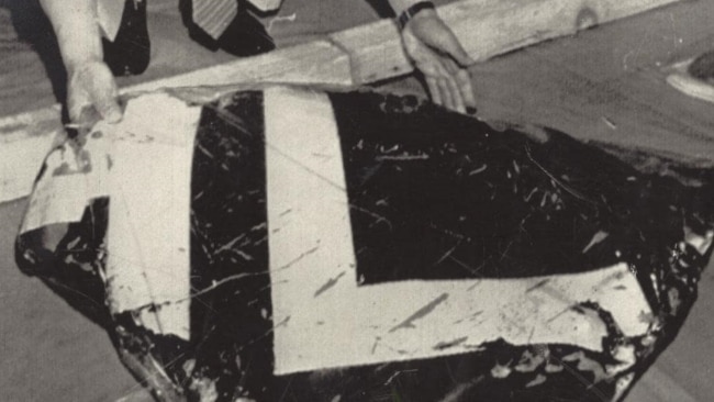 ჩამოგდებული Korean Air Lines-ის Boeing 747-ის ფრაგმენტი