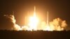 China Luncurkan Satelit Pertama ke Orbit 