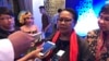 Menteri PPPA Yohana Yembise berbicara kepada wartawan usai penganugerahan Media Ramah Anak di Jakarta, Jumat (7/12/2018) malam. (Foto: Rio Tuasikal/VOA)