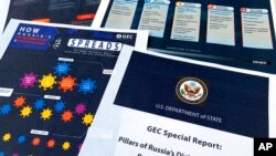 Páginas de un reporte del Departamento de Estado de EE. UU. del 5 de agosto de 2020 sobre operaciones de Rusia para propagar confusión y desinformación sobre el coronavirus.