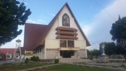 Gereja Katolik Santa Maria di Palu, Sulawesi Tengah (Foto: VOA/Yoanes Litha).