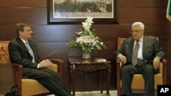 Από την προηγούμενη συνάντηση του Ντέηβιντ Χέιλ με τον Παλαιστίνιο Πρόεδρο, Μαχμούντ Αμπάς