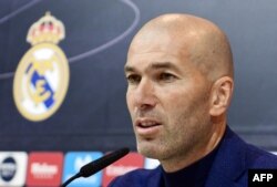 L'entraîneur français du Real Madrid, Zinedine Zidane, donne une conférence de presse pour annoncer sa démission à Madrid le 31 mai 2018.