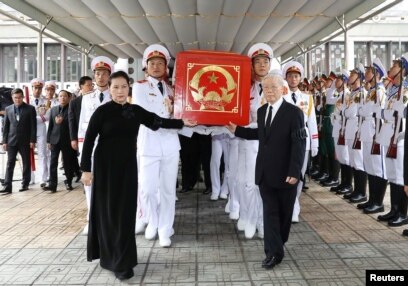 Ông Nguyễn Phú Trọng tại quốc tang ông Trần Đại Quang
