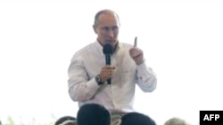 Владимир Путин на молодежном форуме «Селигер-2011»