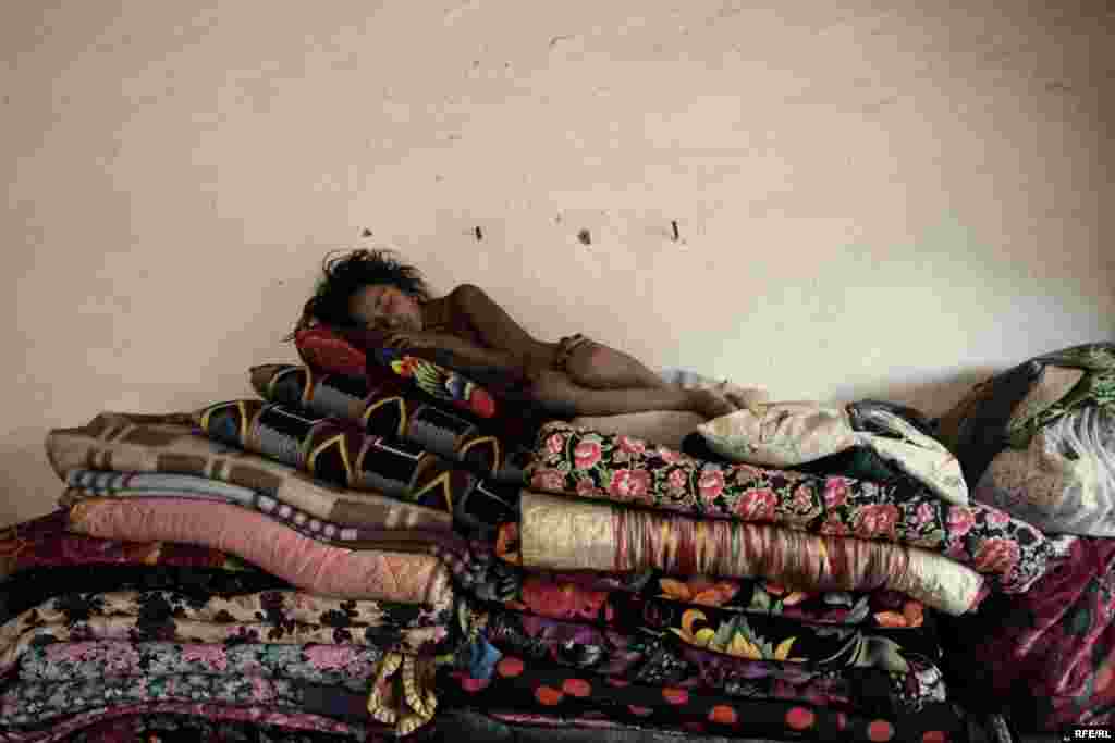 Lo'li qiz. 2010-yil.