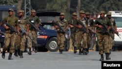 Quân đội Pakistan đang tiến hành các chiến dịch chống nổi dậy ở một khu vực biên giới khác xa hơn về phía nam, là vùng bộ tộc Bắc Waziristan.