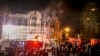 Iran loan báo thêm nhiều người bị bắt trong vụ tấn công sứ quán