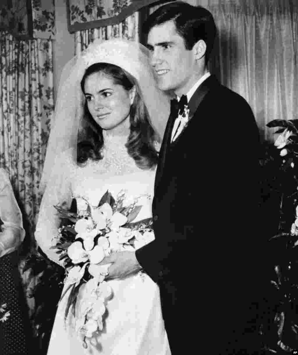 Ann Lois Davies and Willard Mitt Romney, second and youngest son of former Michigan Governor and Mrs. Lenore Romney, married in a civil ceremony at the brides family home in Bloomfield Hills, Mich., March 21,1969.