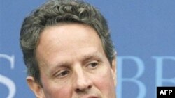 Bộ trưởng Tài chính Hoa Kỳ Timothy Geithner bác bỏ các quan ngại về một cuộc chiến tiền tệ