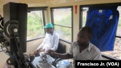 Operador de comboio da linha de Machipanda no corredor da Beira, Moçambique