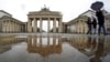 «Демократический лагерь» в центре Берлина требует остановить Путина 