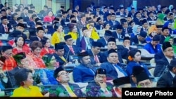 Suasana Sidang Paripurna DPR yang secara resmi memilih politisi perempuan Partai Demokrasi Indonesia Perjuangan (PDIP) Puan Maharani menjadi Ketua Dewan Perwakilan Rakyat periode 2019-2024. (Foto: Fathiyah Wardah)