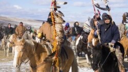 Promenade équestre de la Future Generation Ride 2017, anciennement connue sous le nom de Big Foot Memorial Ride, en mémoire du chef Sioux Si Tanka.