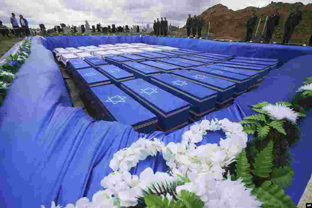به تازگی یک گور دستجمعی از کشته‌های هولوکاست در بلاروس پیدا شد و بقایای این قربانیان بعد از مراسمی رسمی به خاک سپرده شد. آلمان نازی میلیون‌ها یهودی و خارجی را در طول جنگ جهانی دوم به قتل رساند.