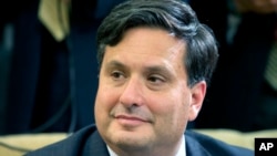 Ông Ron Klain.