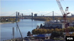 Securing development funding for this large parcel of riverfront property has proven difficult for city officials representing the Marina District in Toledo, Ohio, Nov. 6, 2016. (C. Yu/VOA News)