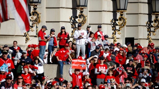 Los Nacionales de Washington celebran su triunfo