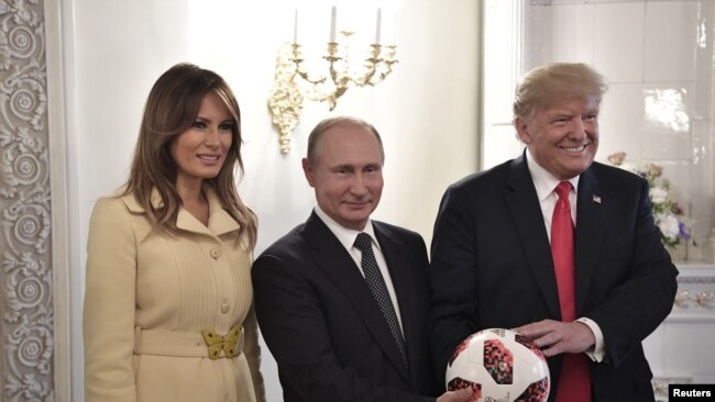 Tổng thống Trump trong cuộc gặp thượng đỉnh với Putin