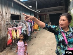 Deng Ang points to the land she said her mother accused her of forging legal documents to obtaining ownership, Preah Sihanoukville province, Cambodia, April 3, 2019. (Sun Narin/VOA Khmer)