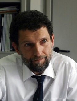 Osman Kavala, pengusaha filantropis Turki dan pembela HAM di Istanbul, 29 April 2015. (Foto: dok).