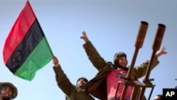 لیبیا: باغیوں کا قذافی کے آبائی شہر پر قبضہ کا دعویٰ