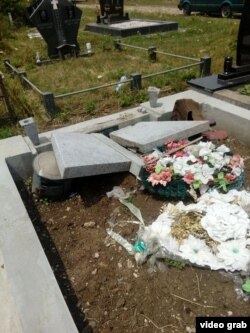 Uništen nadgrobni spomenih na pravoslavnom groblju u Lipljanu
