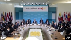 President Barack Obama, center, speaks at the plenary session meeting of ASEAN, the 10-nation Association of Southeast Asian Nations, at the Annenberg Retreat at Sunnylands in Rancho Mirage, Calif., Monday, Feb. 15, 2016. (AP Photo/Pablo Martinez Monsivais)