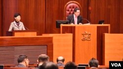 香港特首林鄭月娥出席立法會質詢。(美國之音湯惠芸攝）
