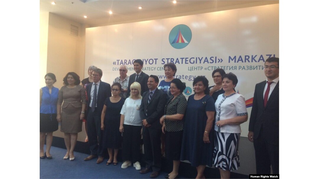HRW Toshkentda siyosiy arboblar va fuqaro jamiyati vakillari bilan, sentabr, 2017