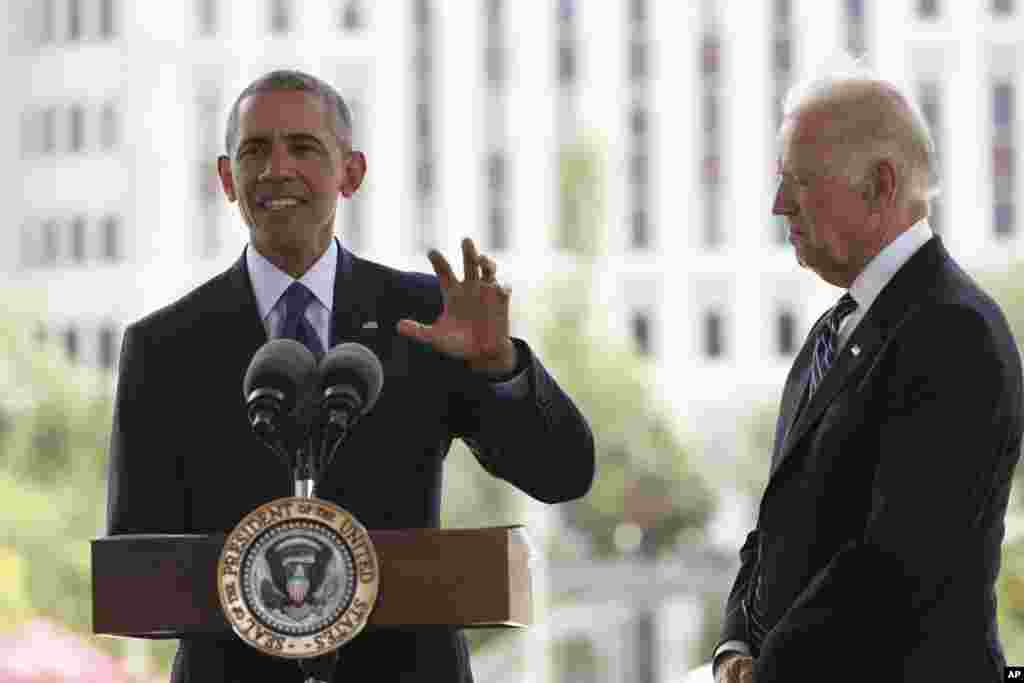 صدر براک اوباما نے نائب صدر جو بائیڈن کے ہمراہ جمعرات کی دوپہر فلوریڈا کے شہر اورلینڈو کا دورہ کیا۔