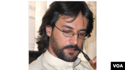 خالد نویسا، نوسینده و ژورنالیست