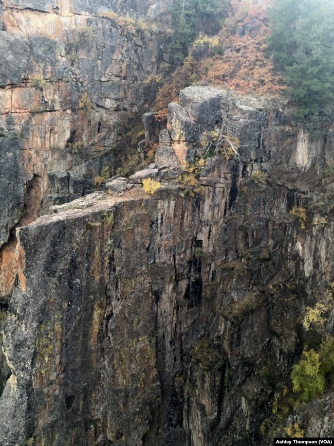 The canyon walls, Black Canyon of the Gunnison National Park