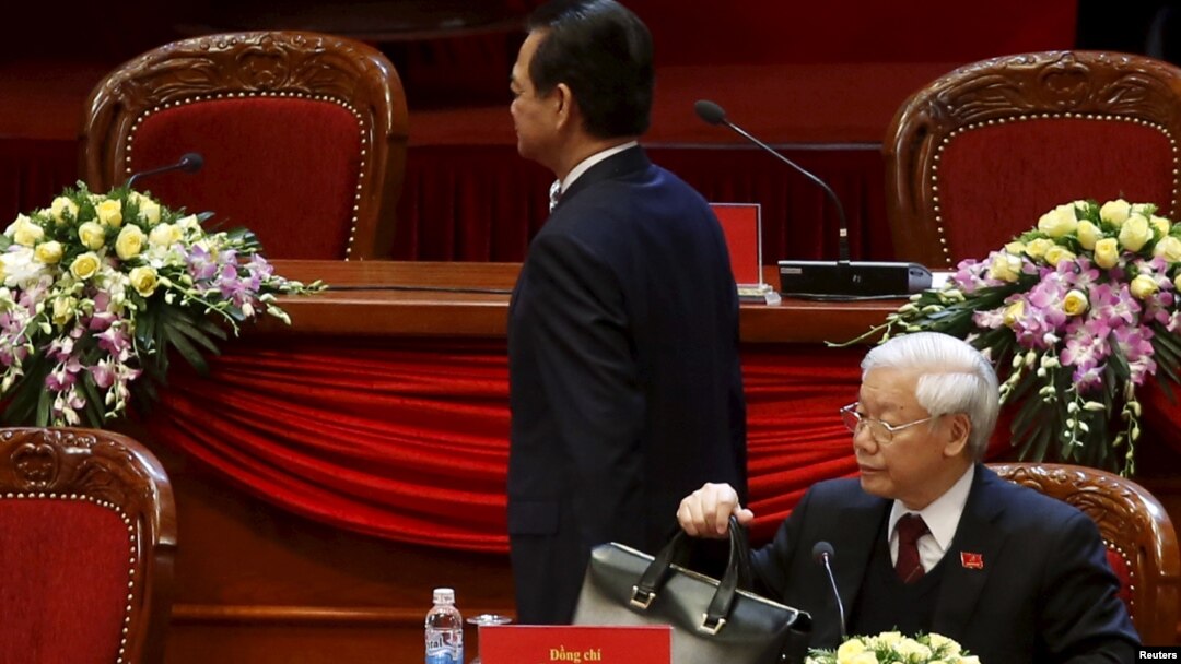 Ông Nguyễn Tấn Dũng và Tổng bí thư Trọng tại Đại hội Đảng 12 năm 2016.