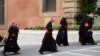 Các hồng y sắp quyết định ngày tiến hành mật nghị bầu giáo hoàng mới 