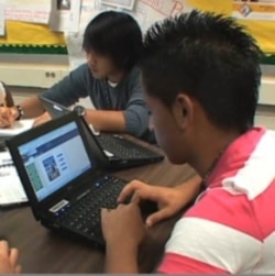 Students in Fairfax County, Virginia, use their online textbooks in class