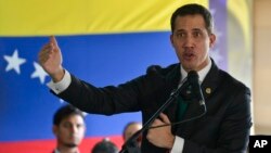 L'opposant vénézuélien Juan Guaido lors d'une conférence de presse à Caracas, le 9 mars 2020. (AP Photo/Matias Delacroix)