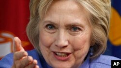 លោក​ស្រី Hillary Clinton ថ្លែង​នៅ​ក្នុង​កិច្ច​ពិភាក្សា​គ្នា​មួយ​អំពី​បញ្ហា​សន្តិ​សុខ​ជាតិ​កាល​ពី​ខែ​មិថុនា។