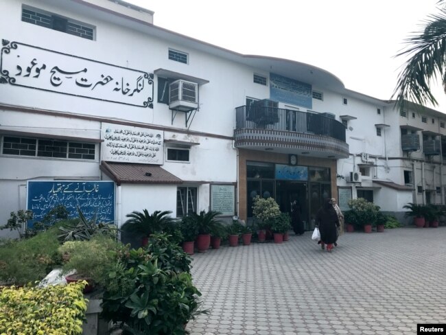 ربوہ میں احمدی فرقے کی عبادت گاہ