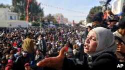 Des Tunisiens manifestent dans Sidi Bouzid, 17 décembre 2012