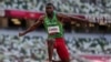 Hugues Zango, du Burkina Faso, participe à la finale du triple saut masculin aux Jeux olympiques d'été de 2020, jeudi 5 août 2021, à Tokyo.
