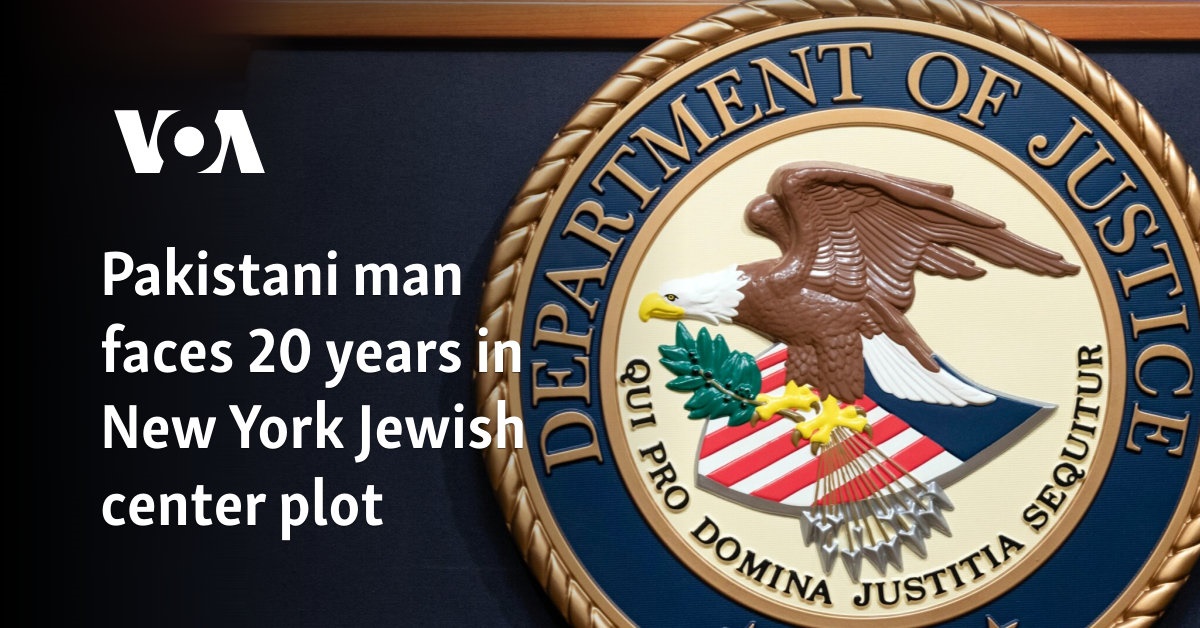 Pakistani man faces 20 years in New York Jewish center plot