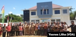 Laboratorium Schistosomiasis di desa Lengkeka, Kecamatan Lore Barat, Kabupaten Poso, Sulawesi Tengah, 6 Agustus 2019. (Foto: VOA/Yoanes Litha)