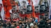 러시아 야권, 넴초프 전 부총리 추모 대규모 행진 
