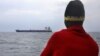 Un navire d'ONG bloqué en mer Méditerranée avec trois migrants