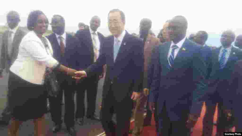 Ziyarar Ban Ki-moon kasar Burundi