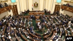 Une session du Parlement égyptien au Caire le 16 avril 2019.