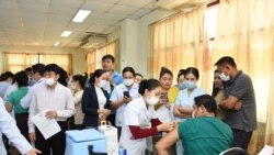 ລາຍການກະຈາຍສຽງຂອງວີໂອເອ ລາວ: ລັດຖະມົນຕີຂອງ ສປປ ລາວ ຢືນຢັນ ທີ່ຈະສະໜອງຢາວັກຊີນປ້ອງກັນໂຄວິດ-19 ໃຫ້ໄດ້ 70 ເປີເຊັນຂອງປະຊາກອນທັງໝົດ